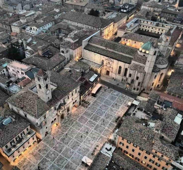 L'Attico Sul Fiume Center Home Ascoli Piceno Exteriör bild