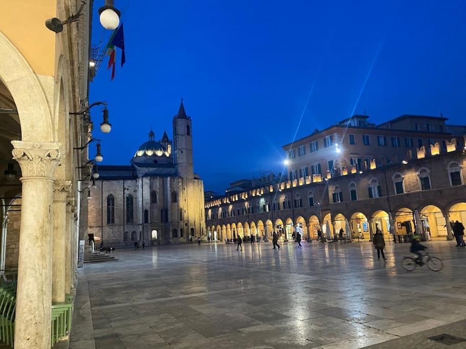 L'Attico Sul Fiume Center Home Ascoli Piceno Exteriör bild